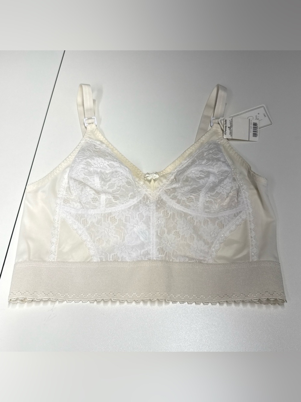 NWT Rene Rofe Lingerie Ivory Wireless bra Corset Delicate Lace Cups‎ Padless 38C
